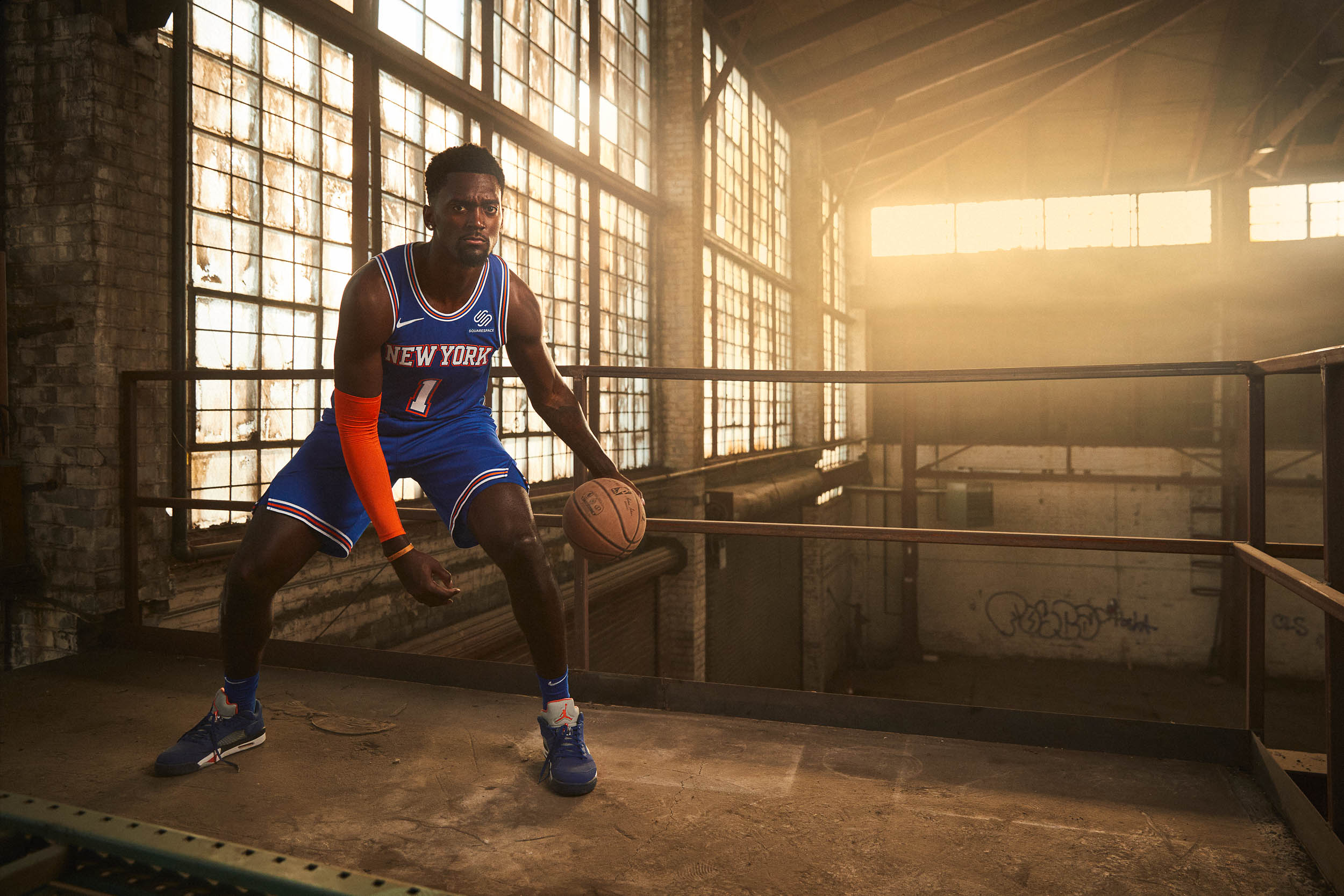 NEW YORK KNICKS BASKETBALL PHOTOGRAPHER NBA STATEMENT EDITION UNIFORM LAUNCH FASHION EDITORIAL PHOTOGRAPHY FOR SPORTS ADVERTISING IN NEW YORK CITY
