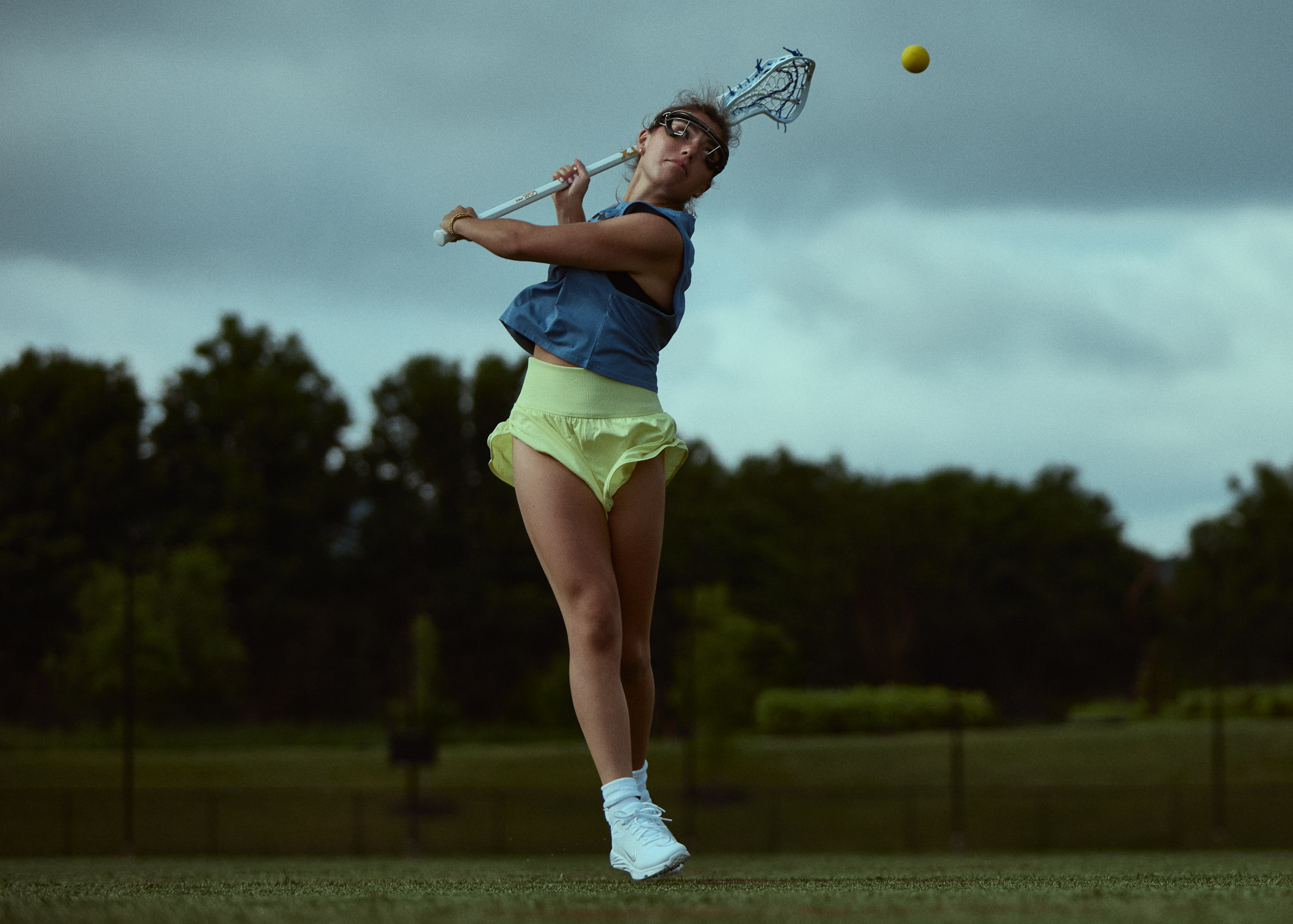 COMMERCIAL SPORTS ADVERTISING PHOTOGRAPHER SPECIALIZING IN ATHLETE PORTRAIT PHOTOGRAPHY