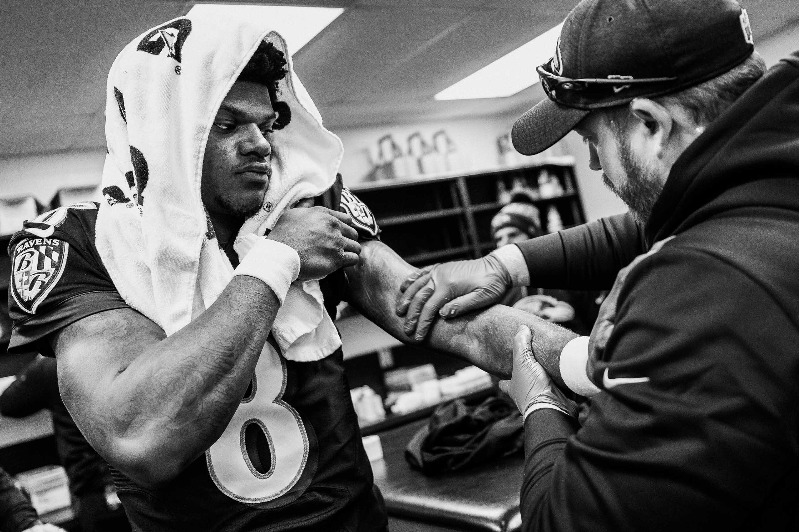 NFL MVP LAMAR JACKSON PHOTOGRAPHY GUARANTEED CONTRACT HIGHEST PAID PLAYER IN NFL HISTORY PHOTOGRAPHED BY DOCUMENTARY SPORTS PHOTOGRAPHER IN BALTIMORE MD