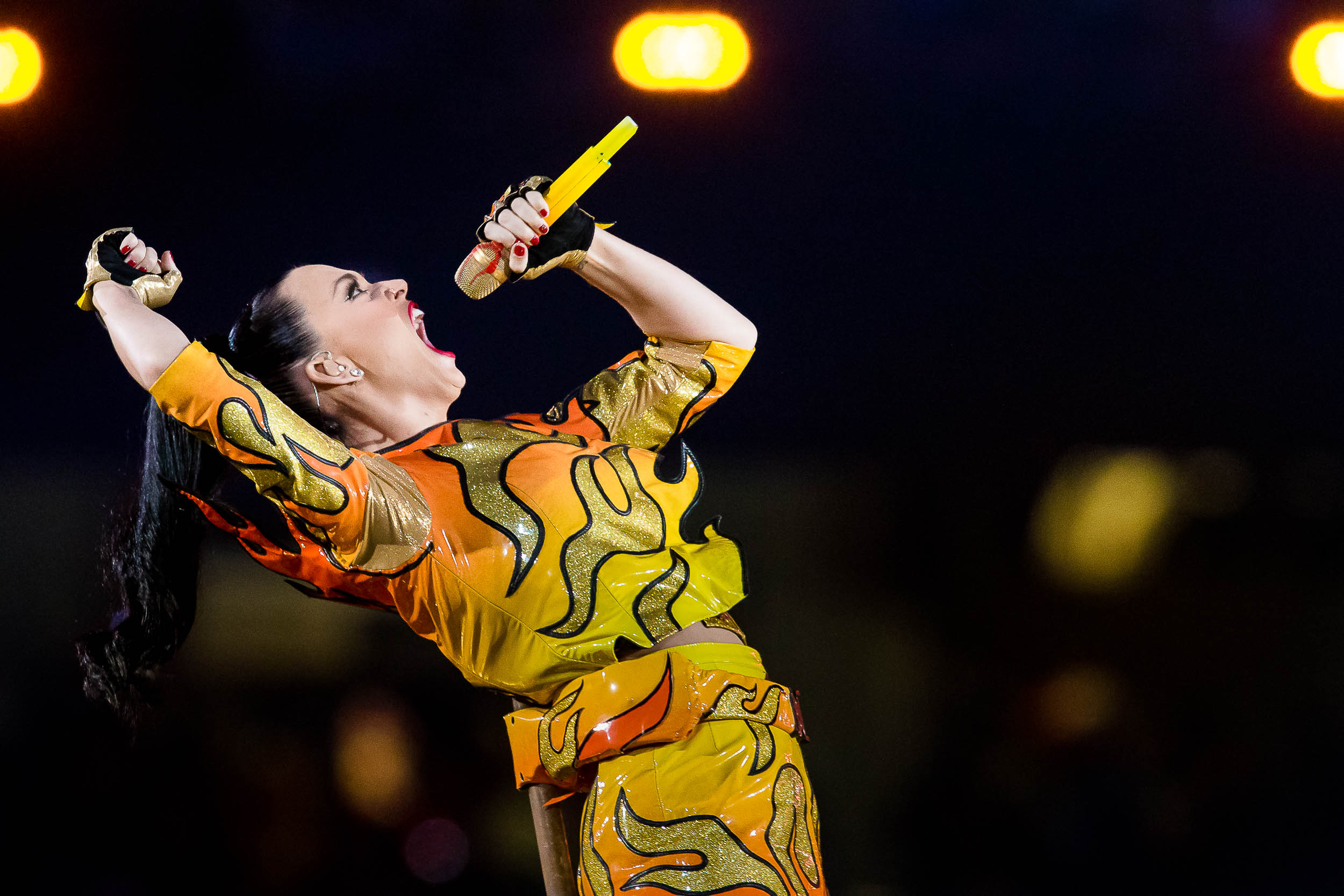 BEST NFL SUPER BOWL ACTION HIGHLIGHTS PHOTOGRAPHY WITH NFL MVP TOM BRADY PATRICK MAHOMES PEYTON MANNING WITH BEYONCE KNOWLES-CARTER HALFTIME PERFORMANCE PHOTOGRAPHER IN LOS ANGELES